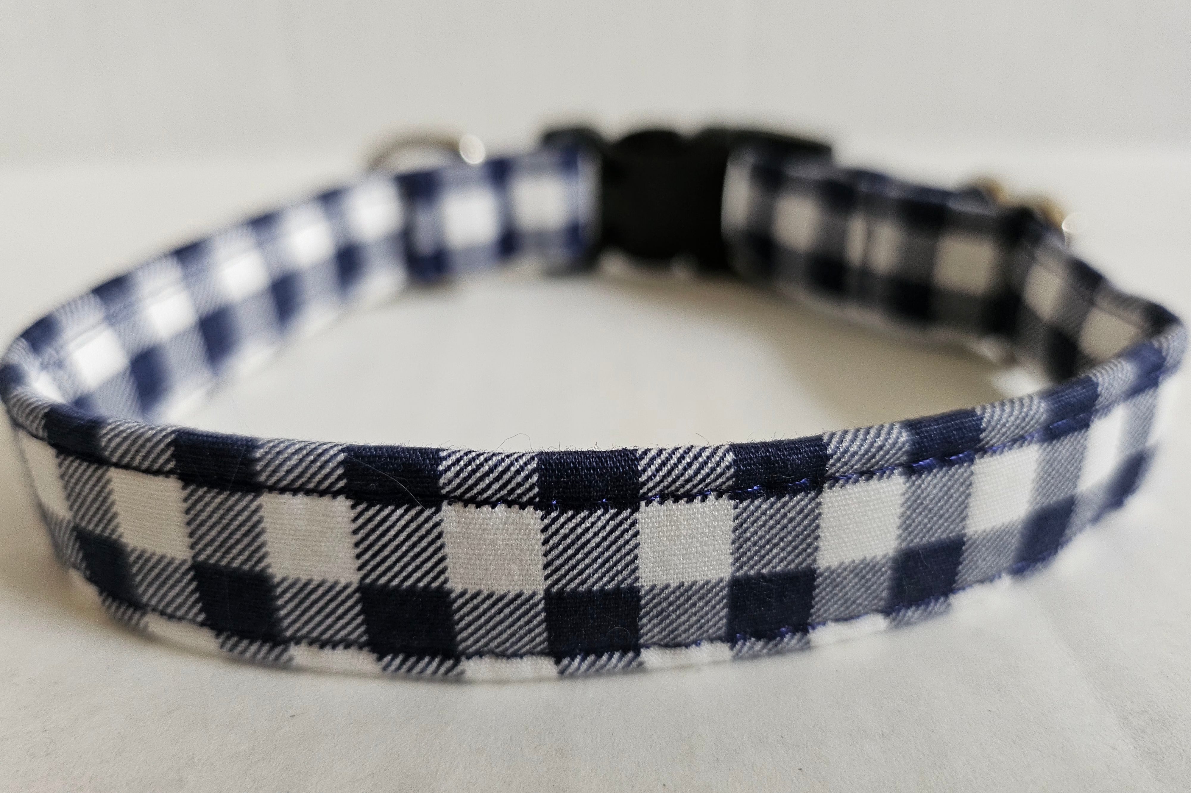 Wag More Gingham Dog Collar Small