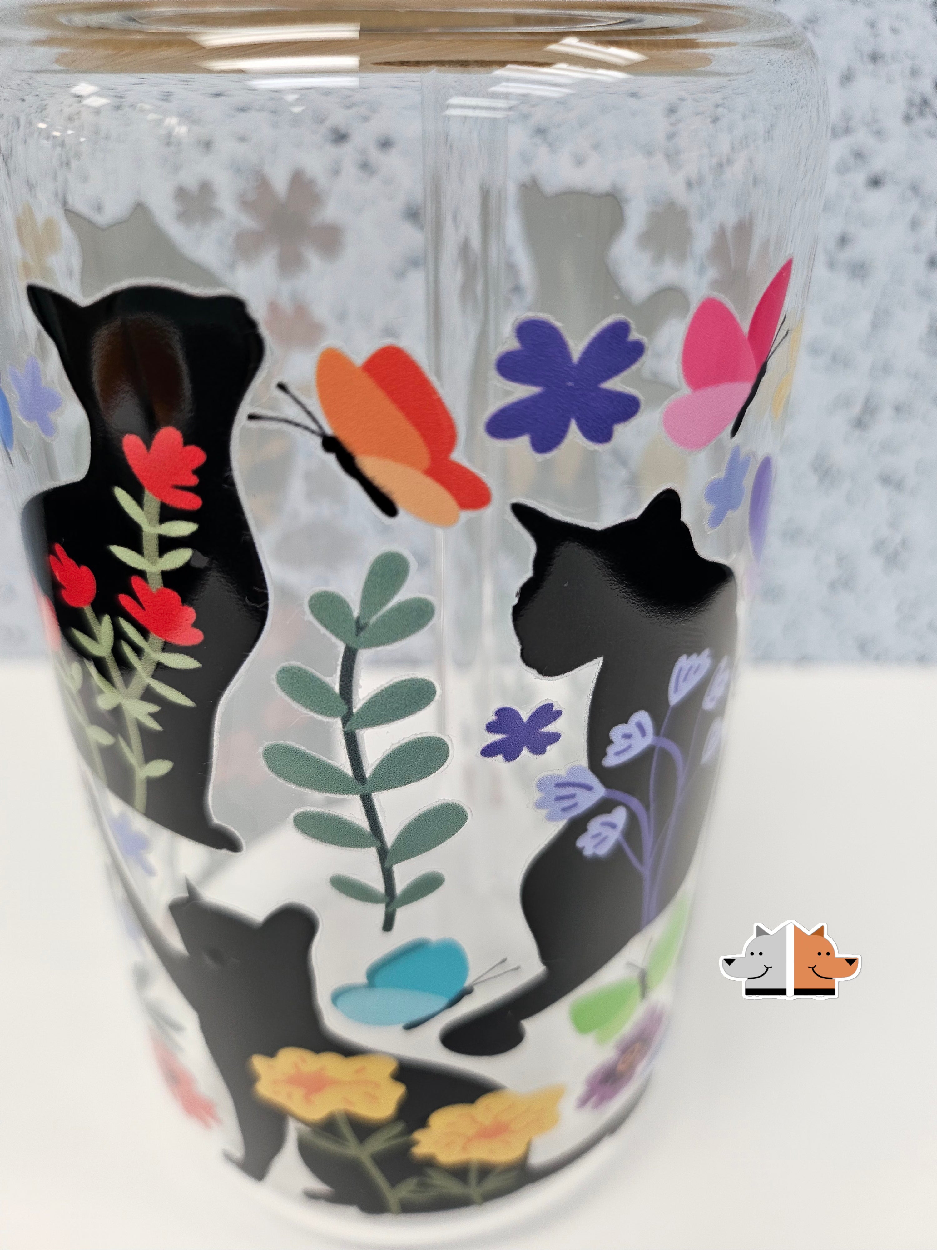Silhouette Cats Glass Can with Bamboo Lid & Glass Straw 16 oz