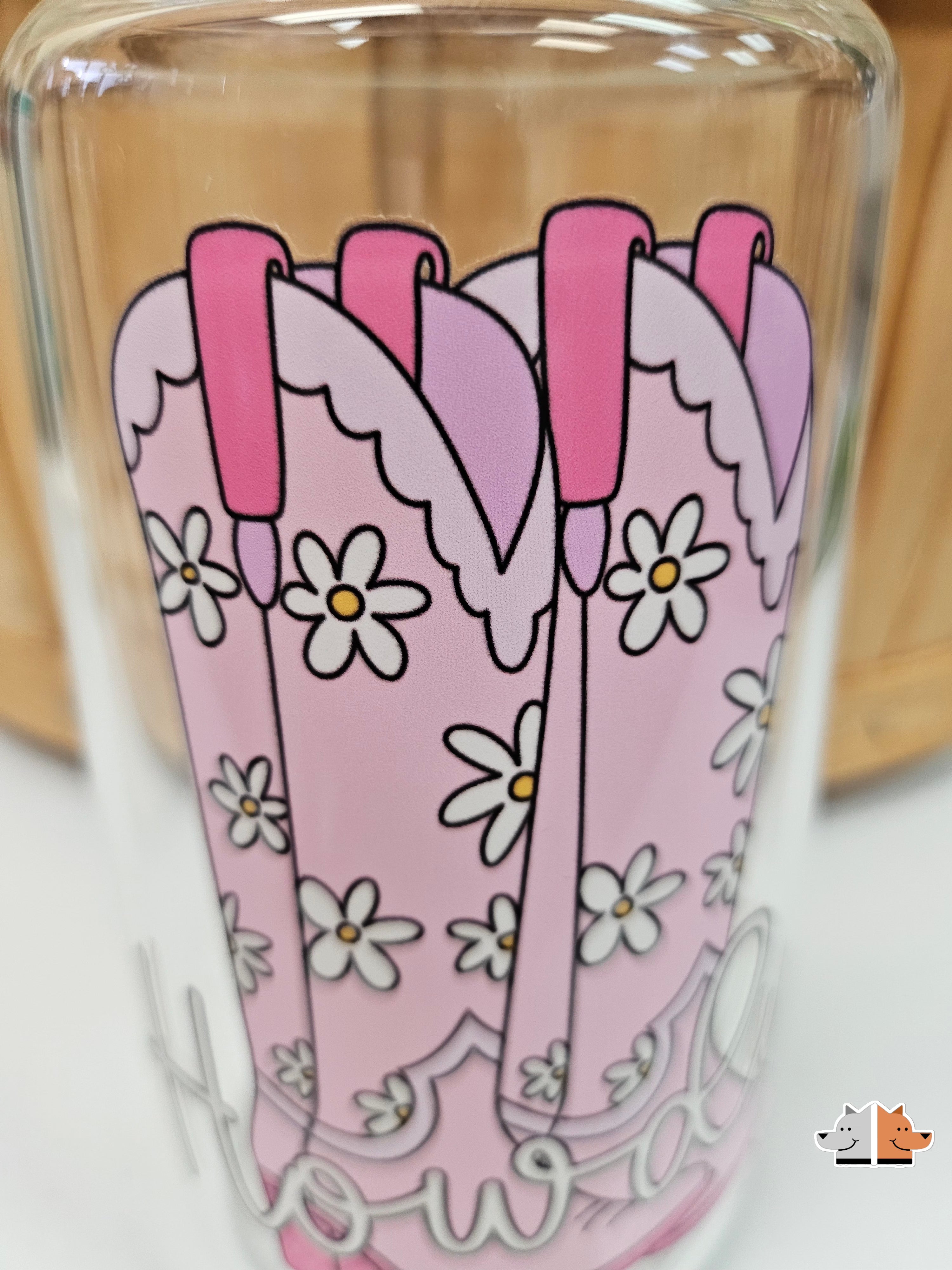 'Howdy' Glass Can with Bamboo Lid & Glass Straw 16 oz